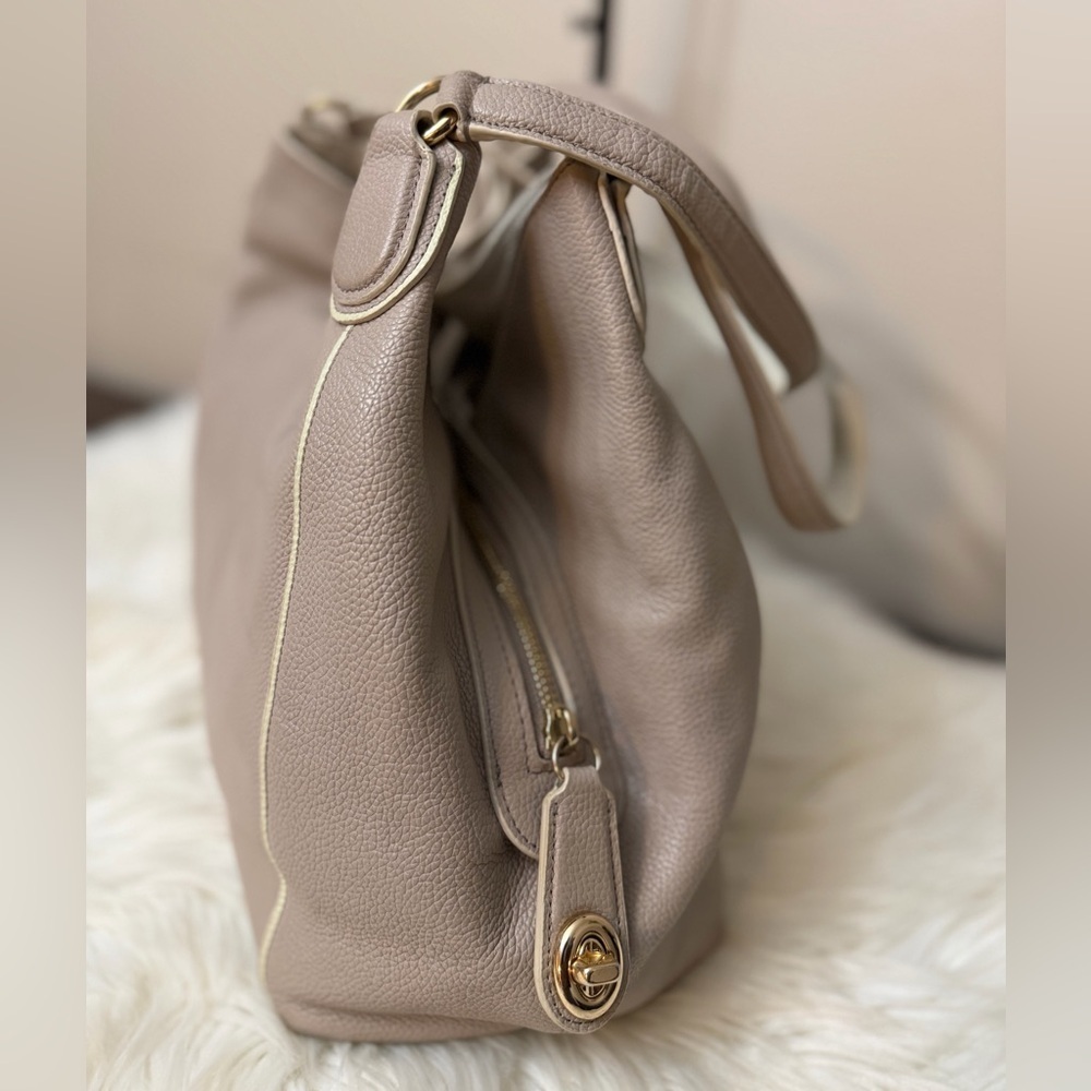 Coach Beige Leather Hobo Bag - Picture 10 of 12